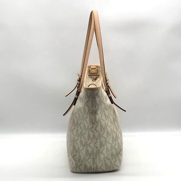 Michael Kors Vanilla Monogram Canvas Jet Set Travel Tote Bag - Picture 3 of 11